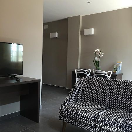 Le Brin D'Olivier Aparthotel Bourg-Saint-Andéol Kültér fotó